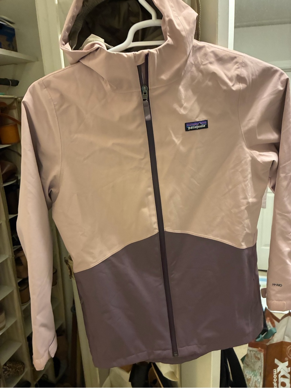 Patagonia Two-Tone Hooded Ski Jacket - Light Pink & Mauve